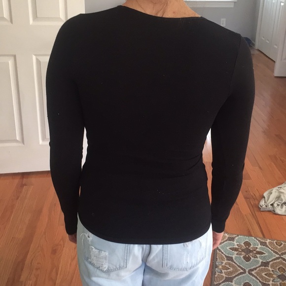 Tight black lace up shirt - Picture 2 of 2